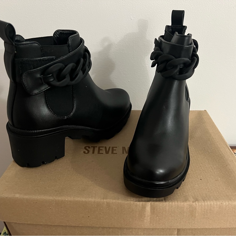 Steve Madden Black Ankle Boots